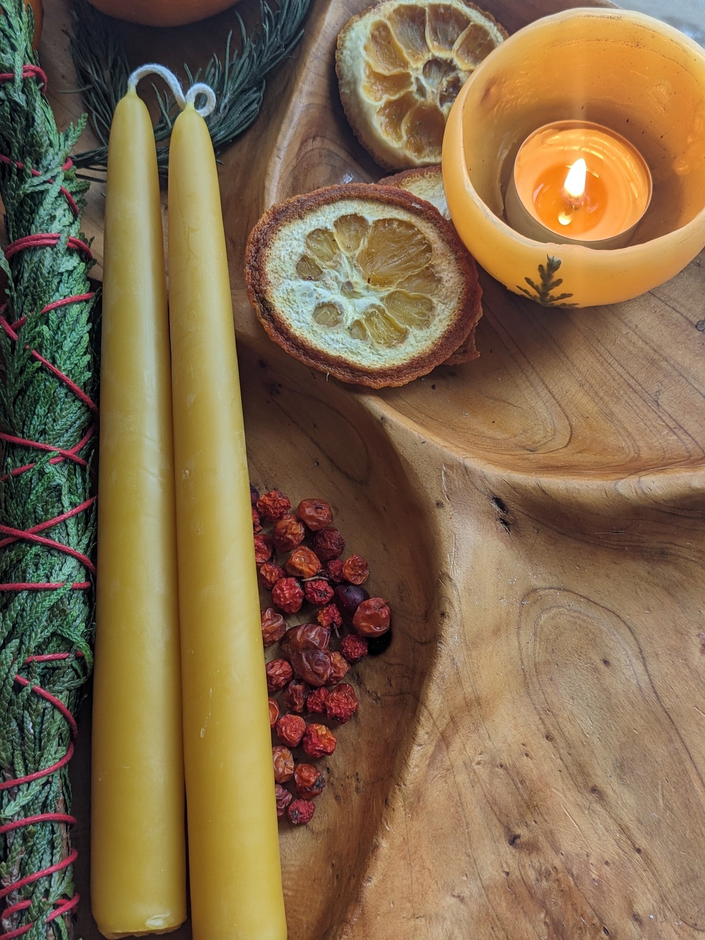 Beeswax taper - pair